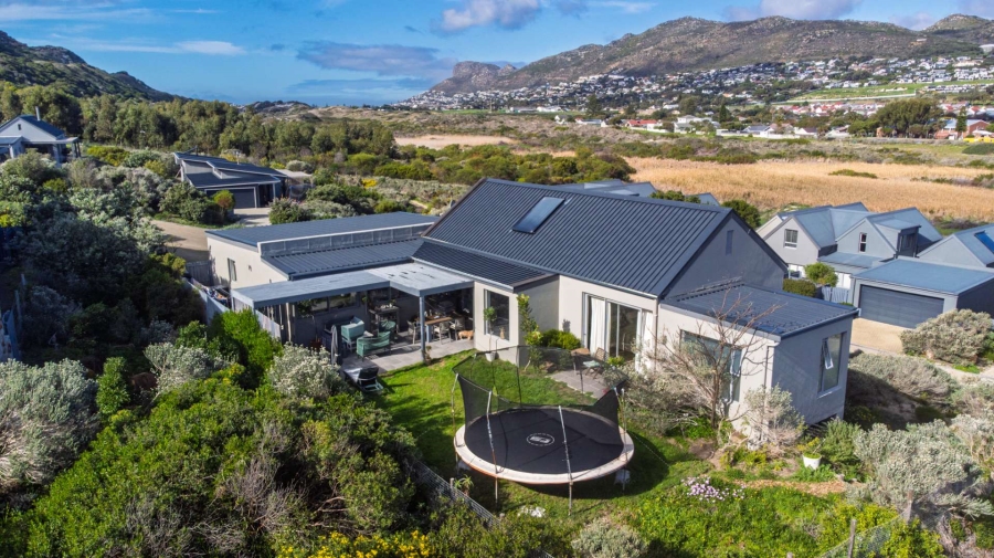 4 Bedroom Property for Sale in Chapman